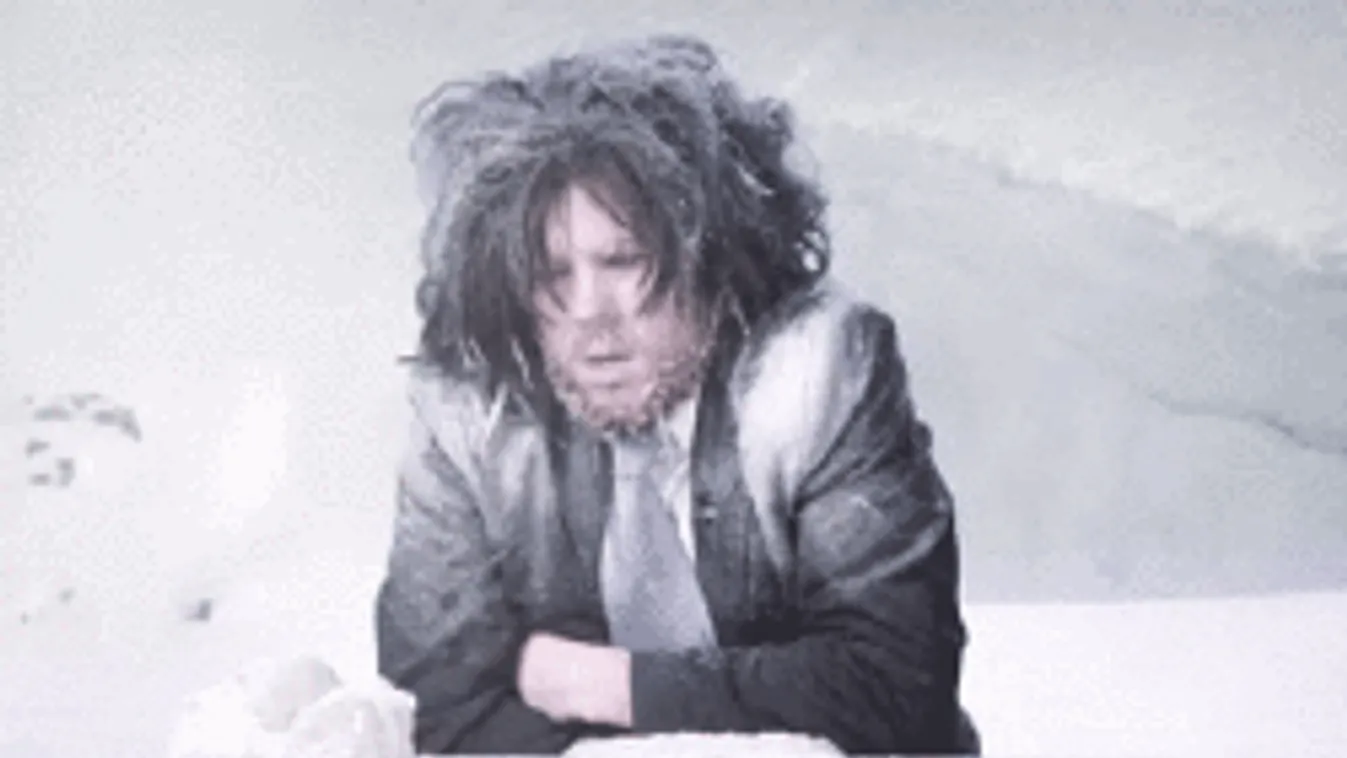 Kiadták a riasztást, hó és ónos eső érkezik a durva faggyal