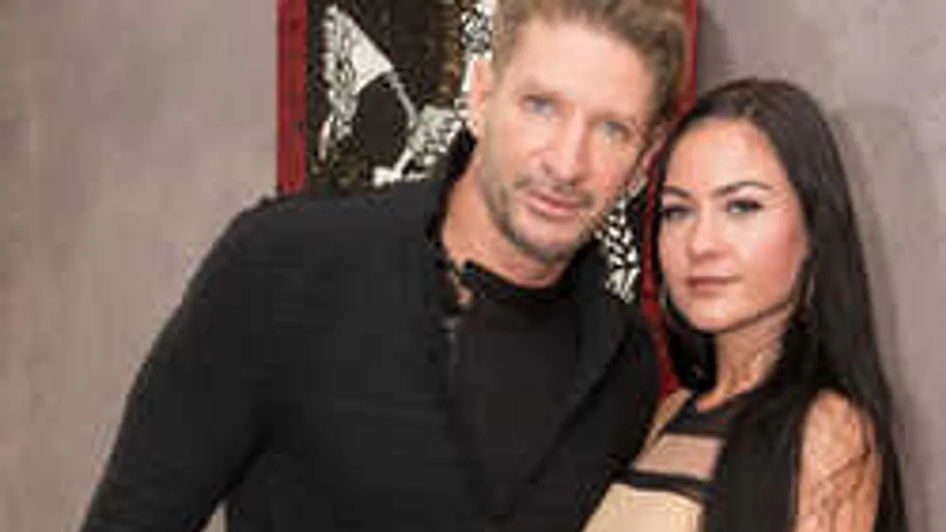 Nagyon dögös Pintér Tibor exe: vadító fehérneműben csábít Frida