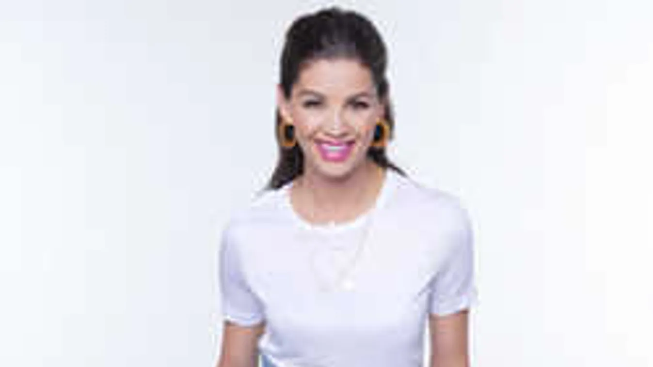 Ismét fürdőruhára vetkőzött: elképesztő formában van Ördög Nóra