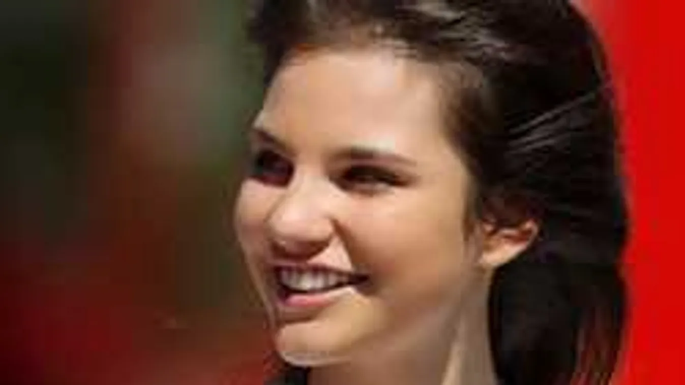 Ezt látni kell: bikinire váltott a csinos magyar sportolónő