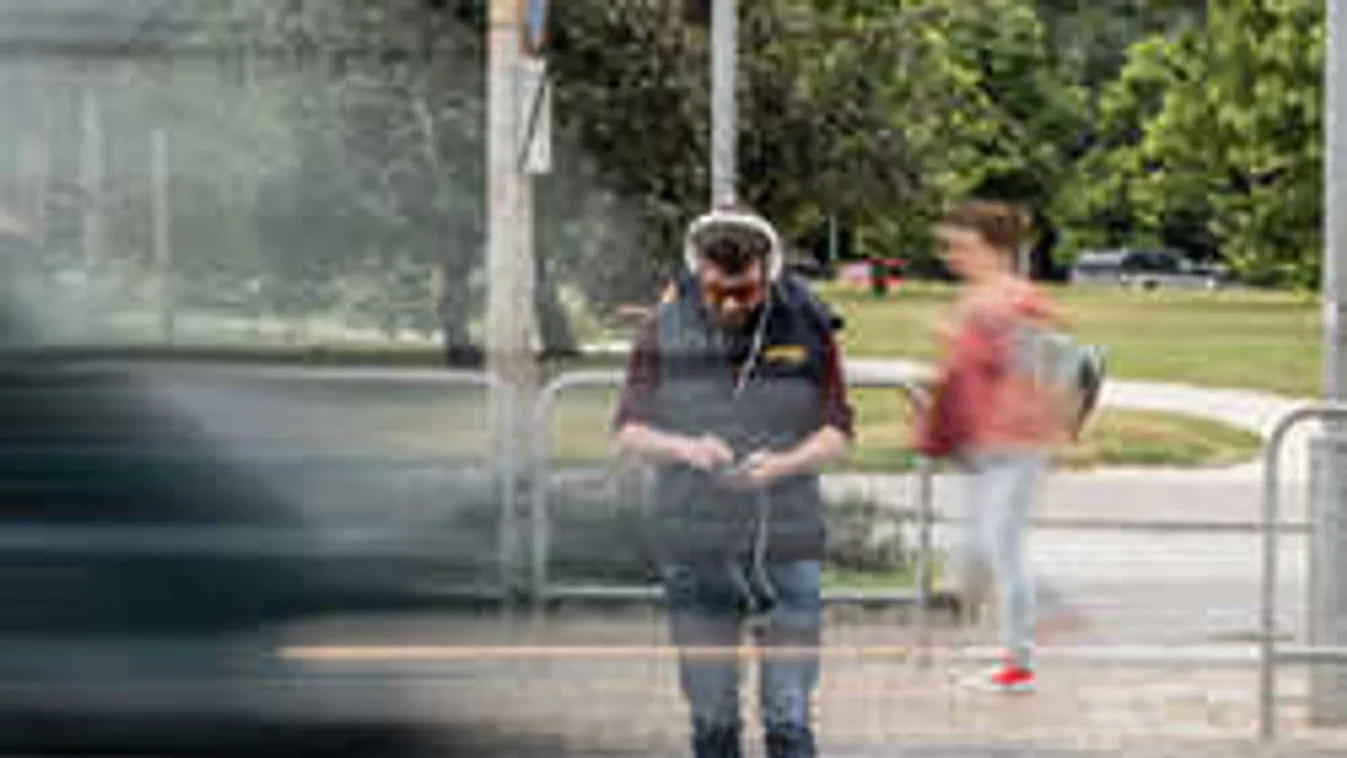 Durva videóval figyelmeztet a rendőrség - csak erős idegzetűeknek!