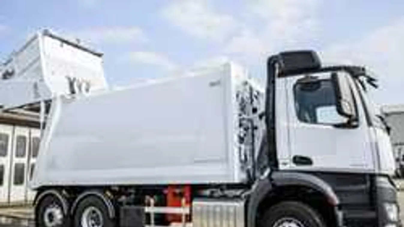 Sokkoló látvány Galgócon: Holttest zuhant ki egy kukásautóból