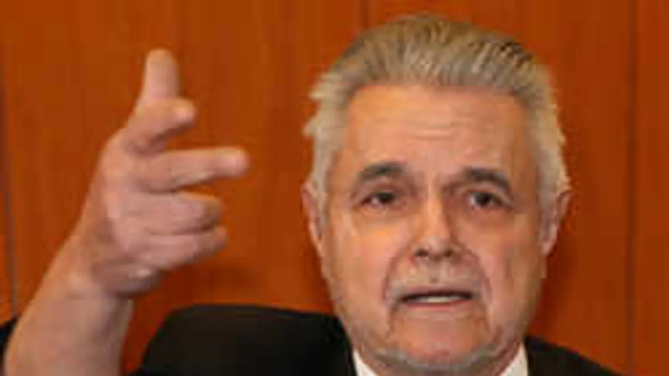 Csapdát állítottak Oszter Sándornak: Meg akartak ölni