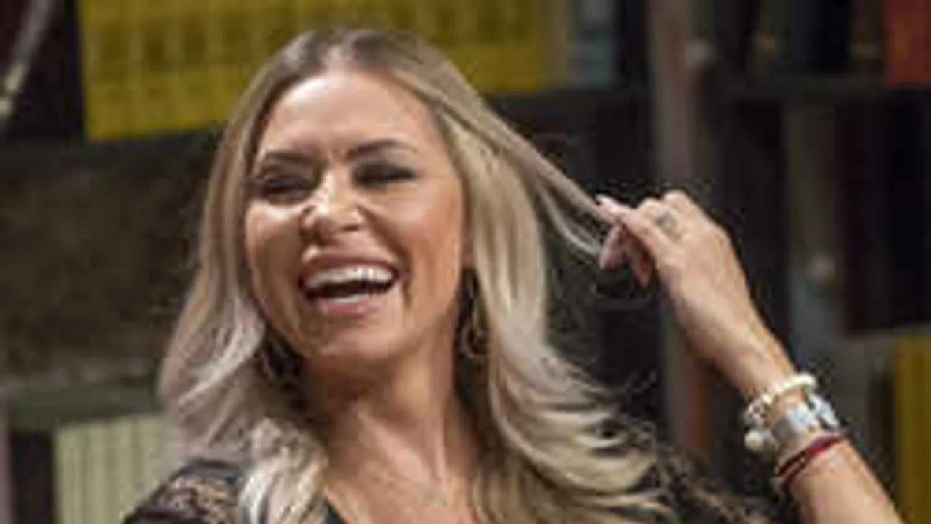 Megható videó, csodálatos módon kérte meg kedvese Hargitai Bea kezét