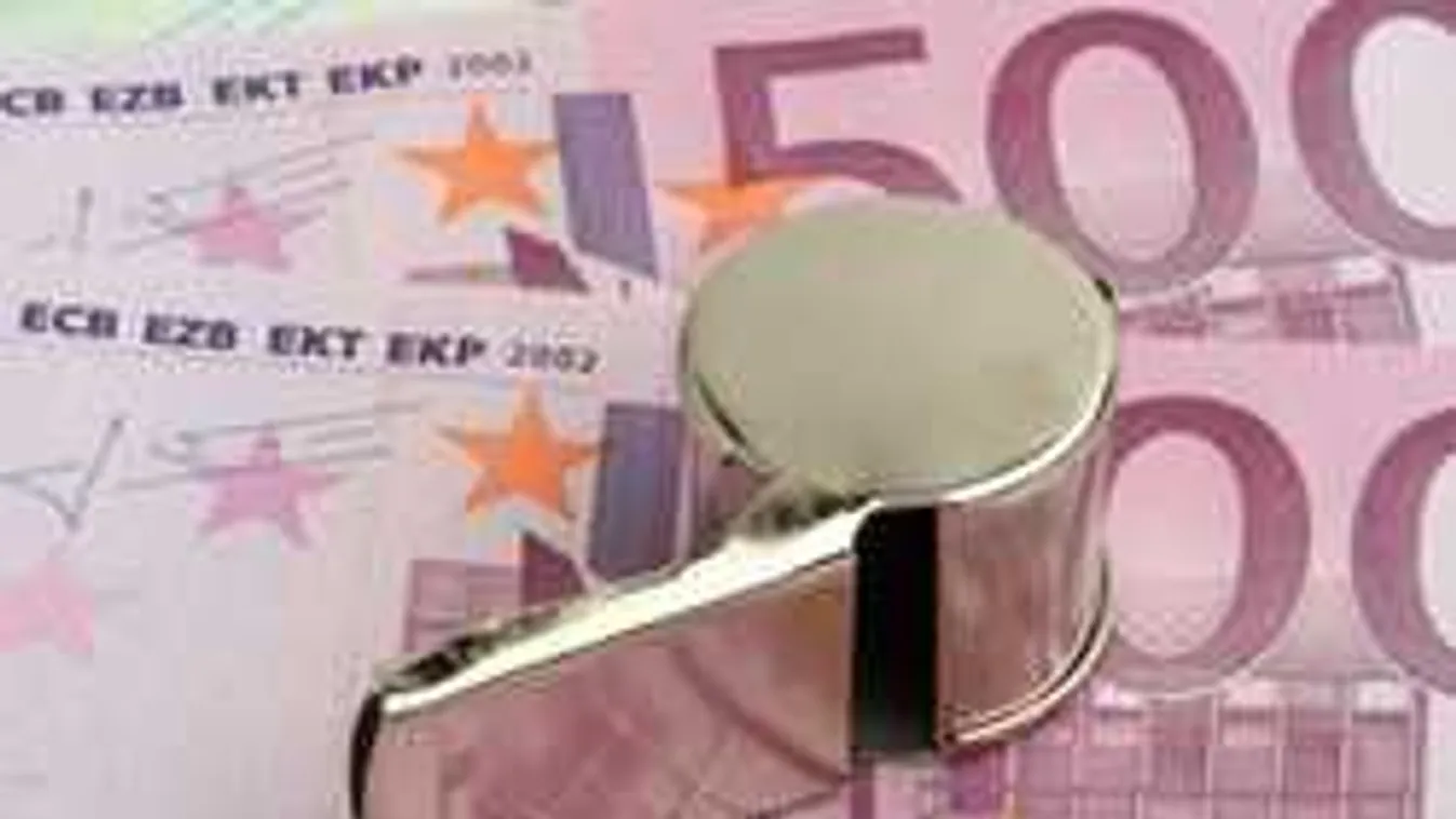 NB I-es fociedző a botrányban: százezrekkel tartozott a bundafőnöknek