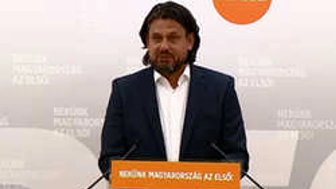 A baloldal összefog a rasszistákkal