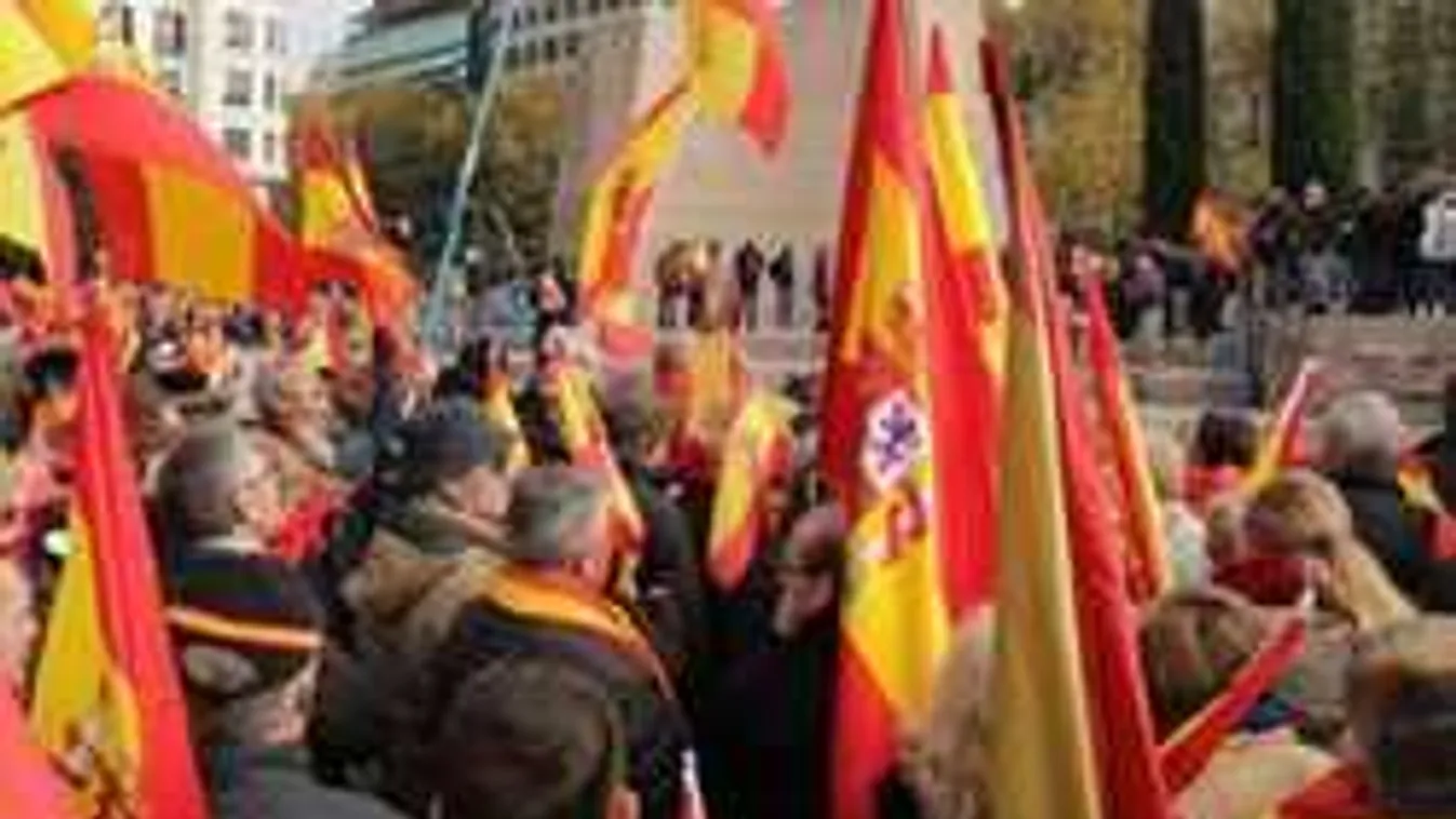 A jobboldal megbuktatná a Sorossal paktáló spanyol miniszterelnököt!