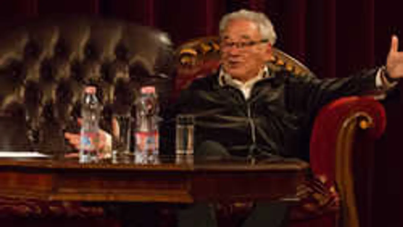 Megható üzenet: Így köszöntötte legendás édesapját a magyar színésznő