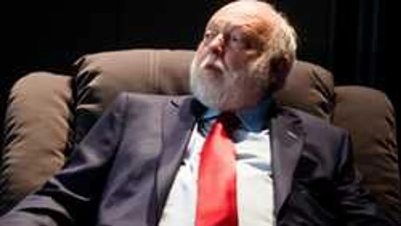 Felháborító, amit Andy Vajna sírjánál műveltek