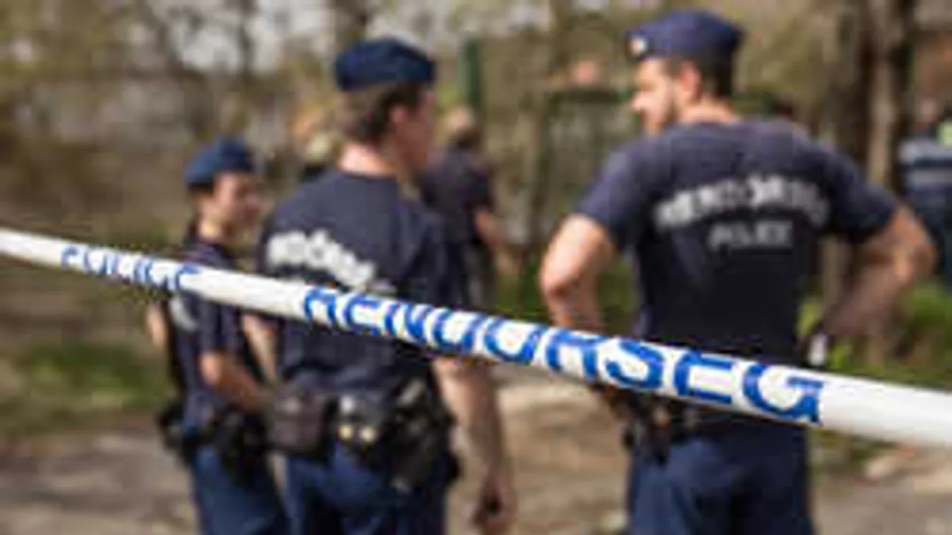 Letolta a nadrágját egy lány előtt a magyar férfi, ezt tette utána