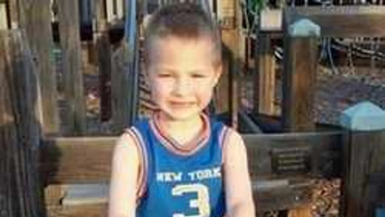 Élve temették a hóba a kisfiút, mert nem tudta felmondani a Bibliát