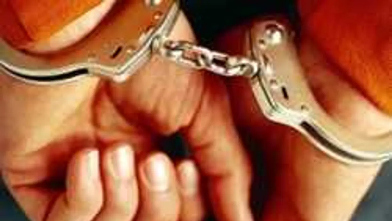 Életveszélyesen megverte zárkatársát, mert az másokkal is szóba állt