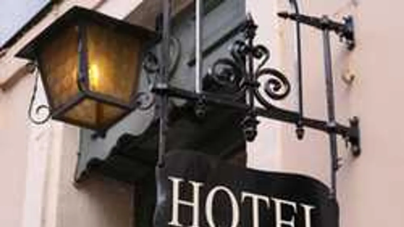 Így járt a nő, aki fizetés nélkül akart távozni a balatoni hotelből