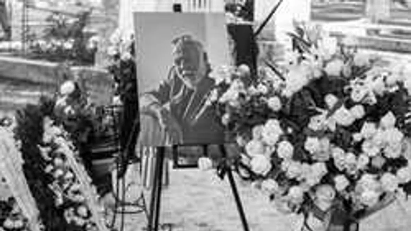 Botrány az Oscar-gálán: mindenki megfeledkezett Andy Vajnáról