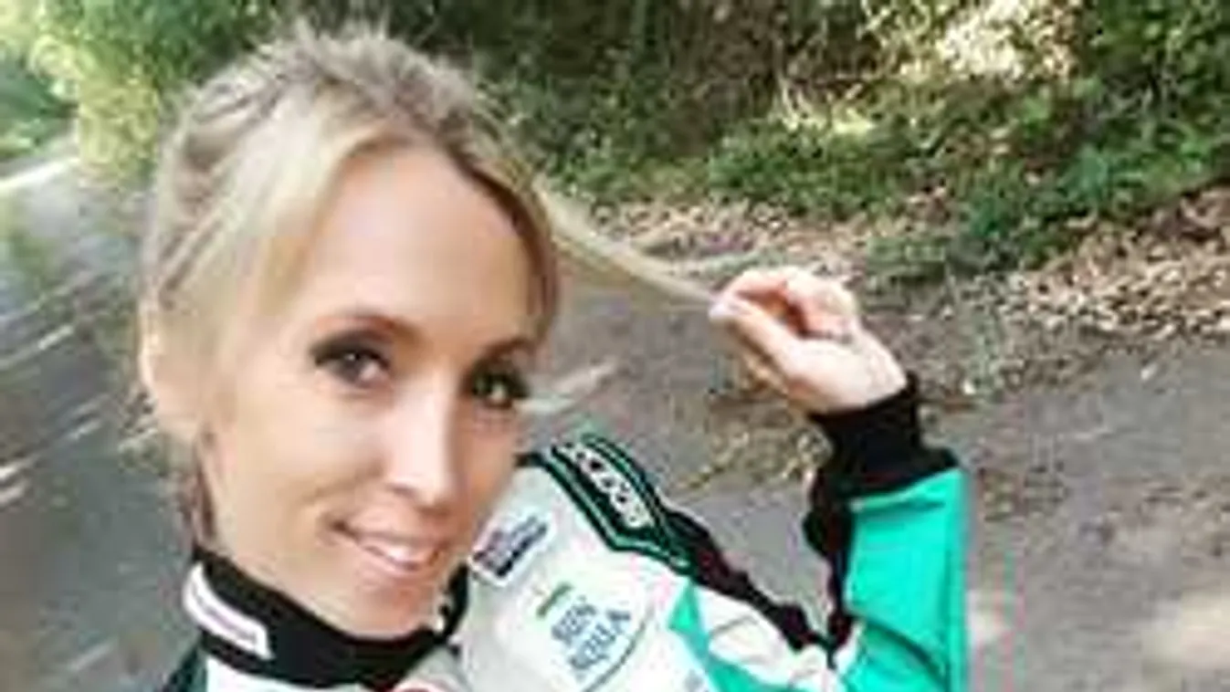 Tüzes fotó, tan­gás pop­sit vil­lan­tott a magyar sportolólány