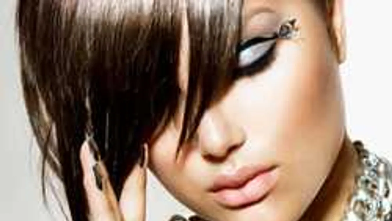 Így öltözködj, hogy szexi és csábító legyél rövid hajjal