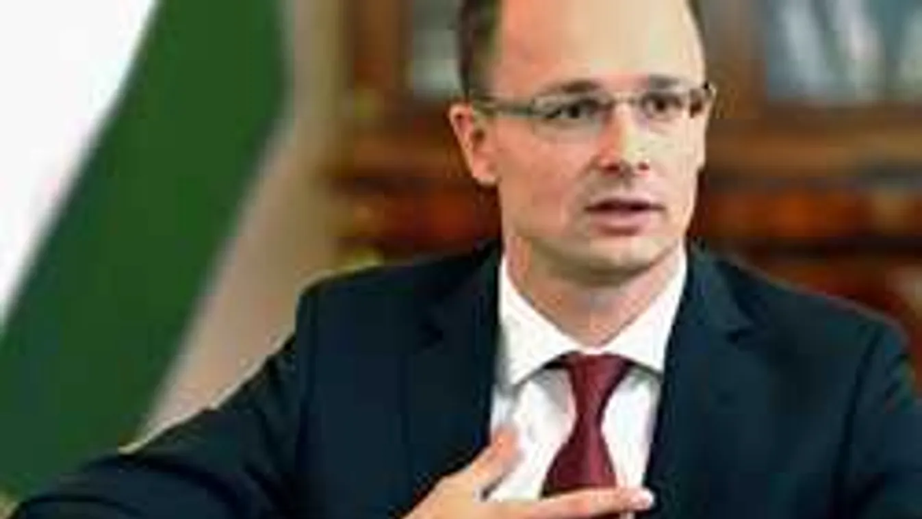 Szíjjártó Péter: Magyarország nem enged elfogadni migrációt támogató javaslatot