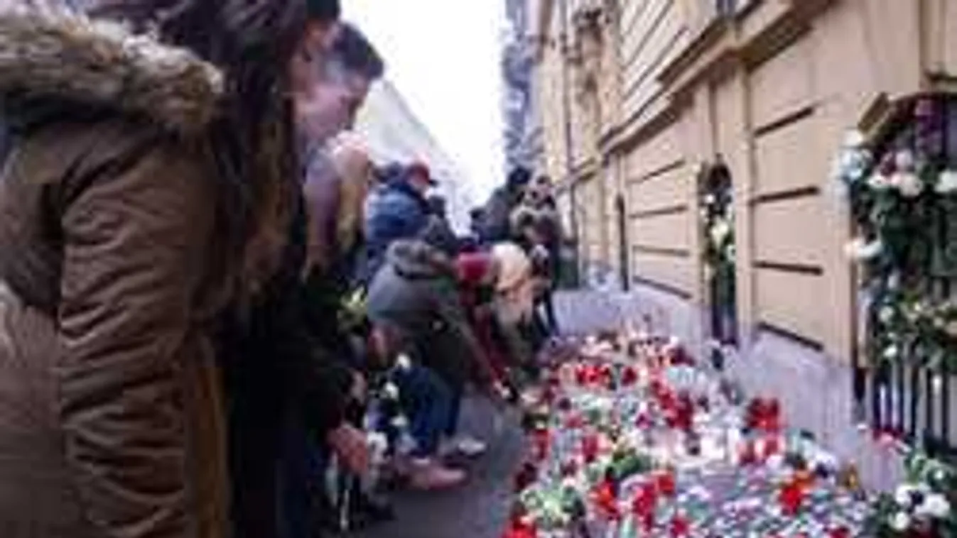 Rengetegen vettek részt a veronai busztragédia évfordulós emlékestjén