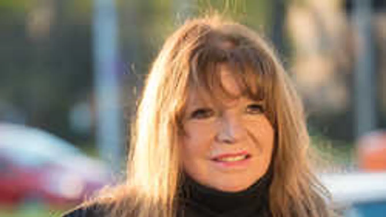 Magányáról vallott a legendás magyar énekesnő