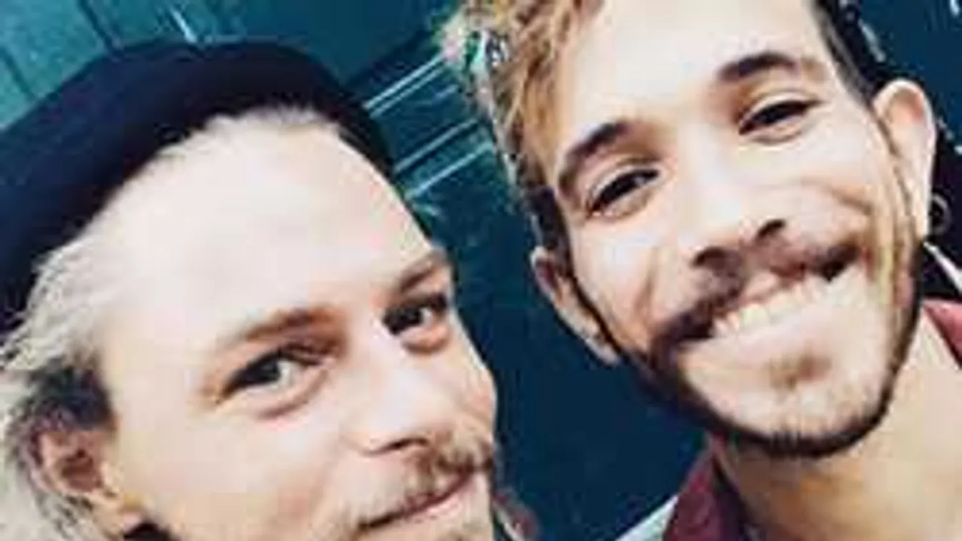 Összepakolt a sztárpár: Világkörüli útra indulnak