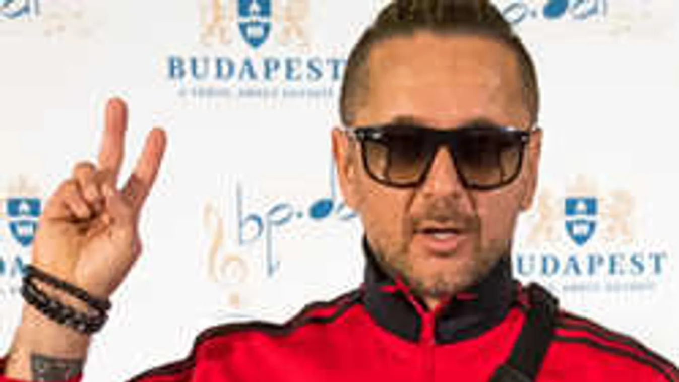 Meglepő nyilatkozat: Majka visszavárja Curtist