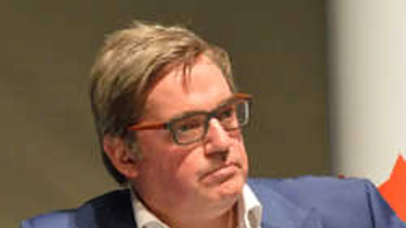 Cameron tanácsadója dicsérte a magyar családtámogatást