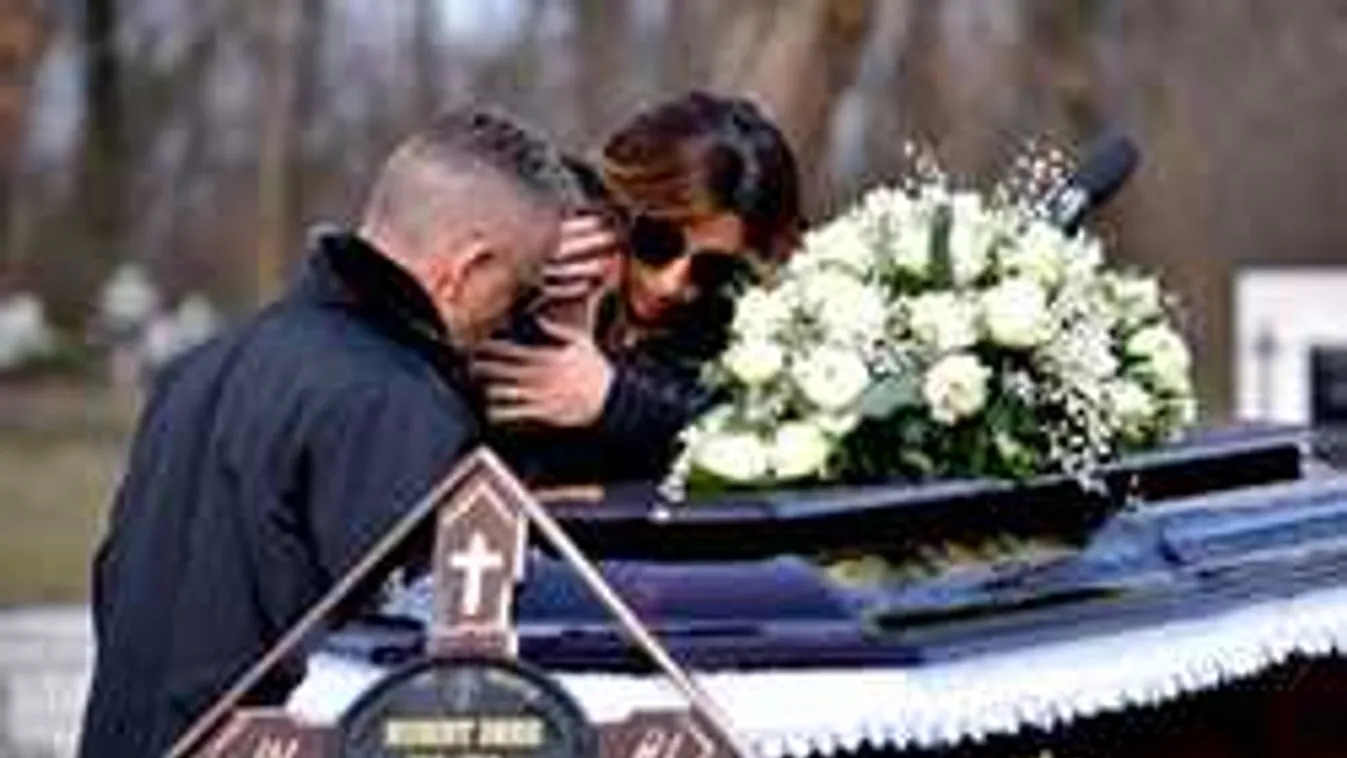 Gyász: Rubint Réka így búcsúzott édesapjától a temetőben