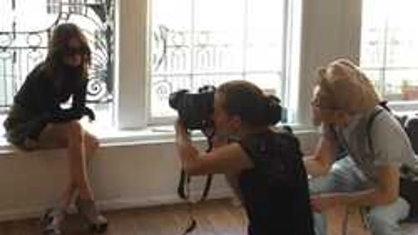 Világlapok választják címlapjukra a magyar fotós képeit