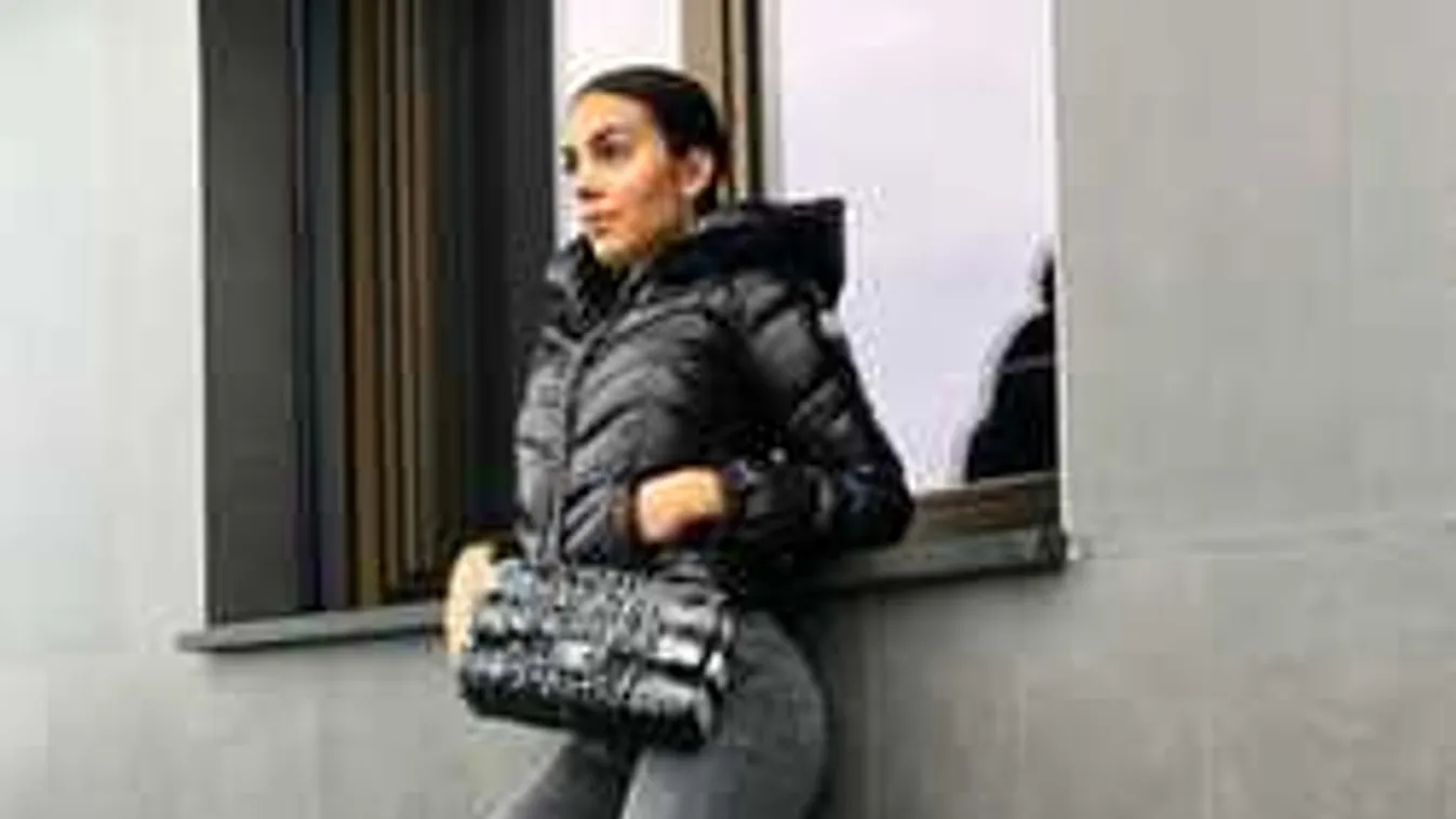 Õrülten dögös kép, Ronaldo szerelme levetkőzött