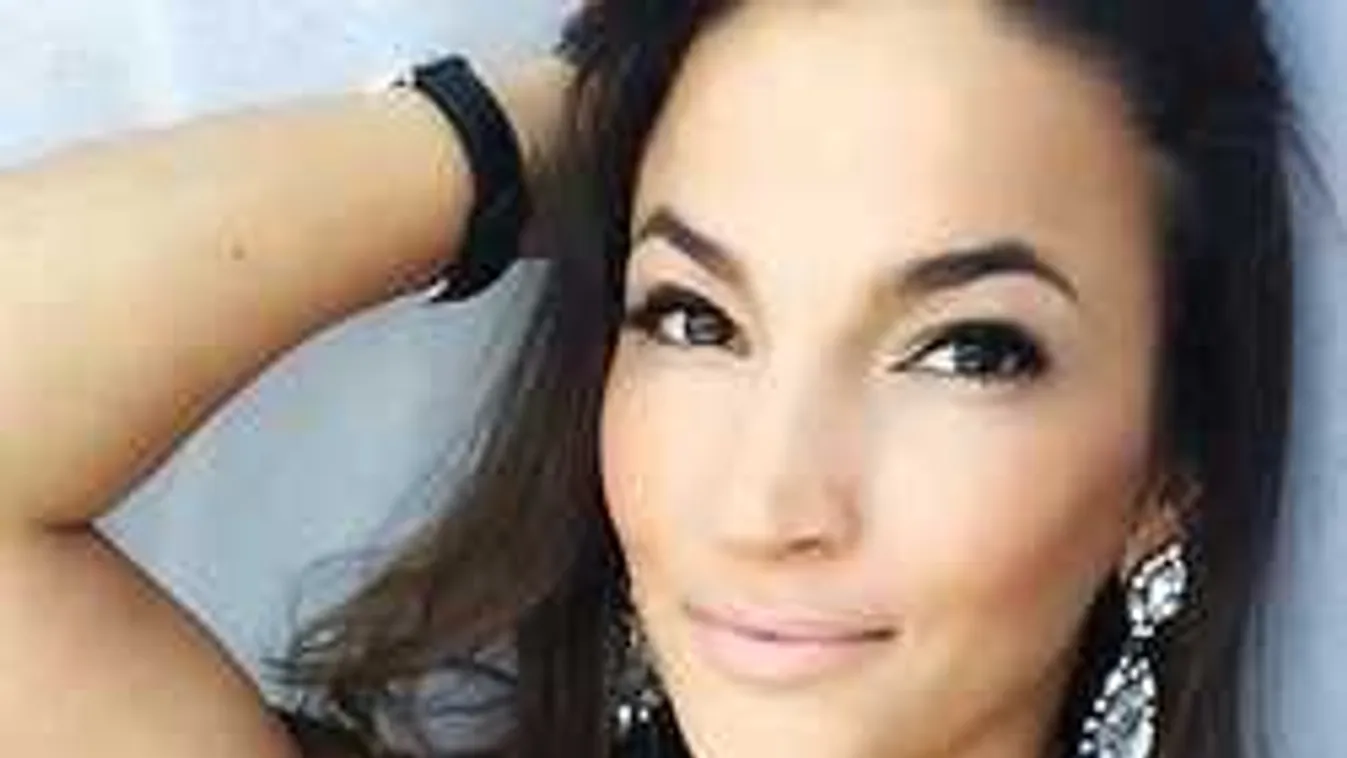 Fegyvert rántott zaklatói miatt Debreczeni Zita