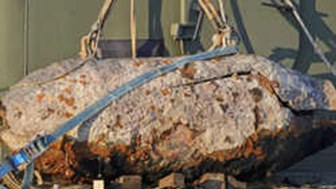 Friss hírek érkeztek a dunai bombamentésről, ezreket érint Budafokon