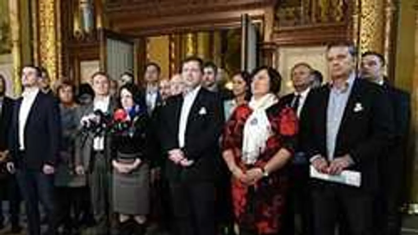 Megint ellógta a munkanapját az ellenzék