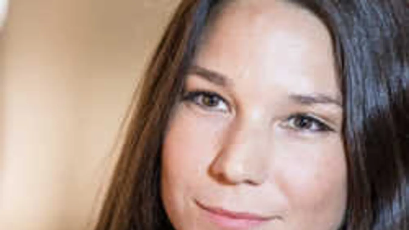 Jöjjenek a férfiak: Nanushka új kollekciója ma este a kifutón