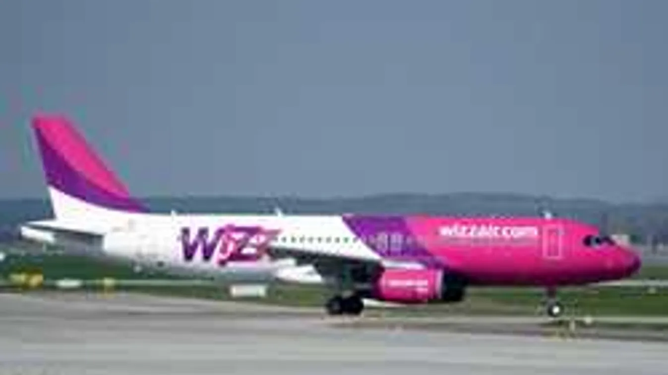 Odacsapott a Wizz Air a füstölgő utasoknak