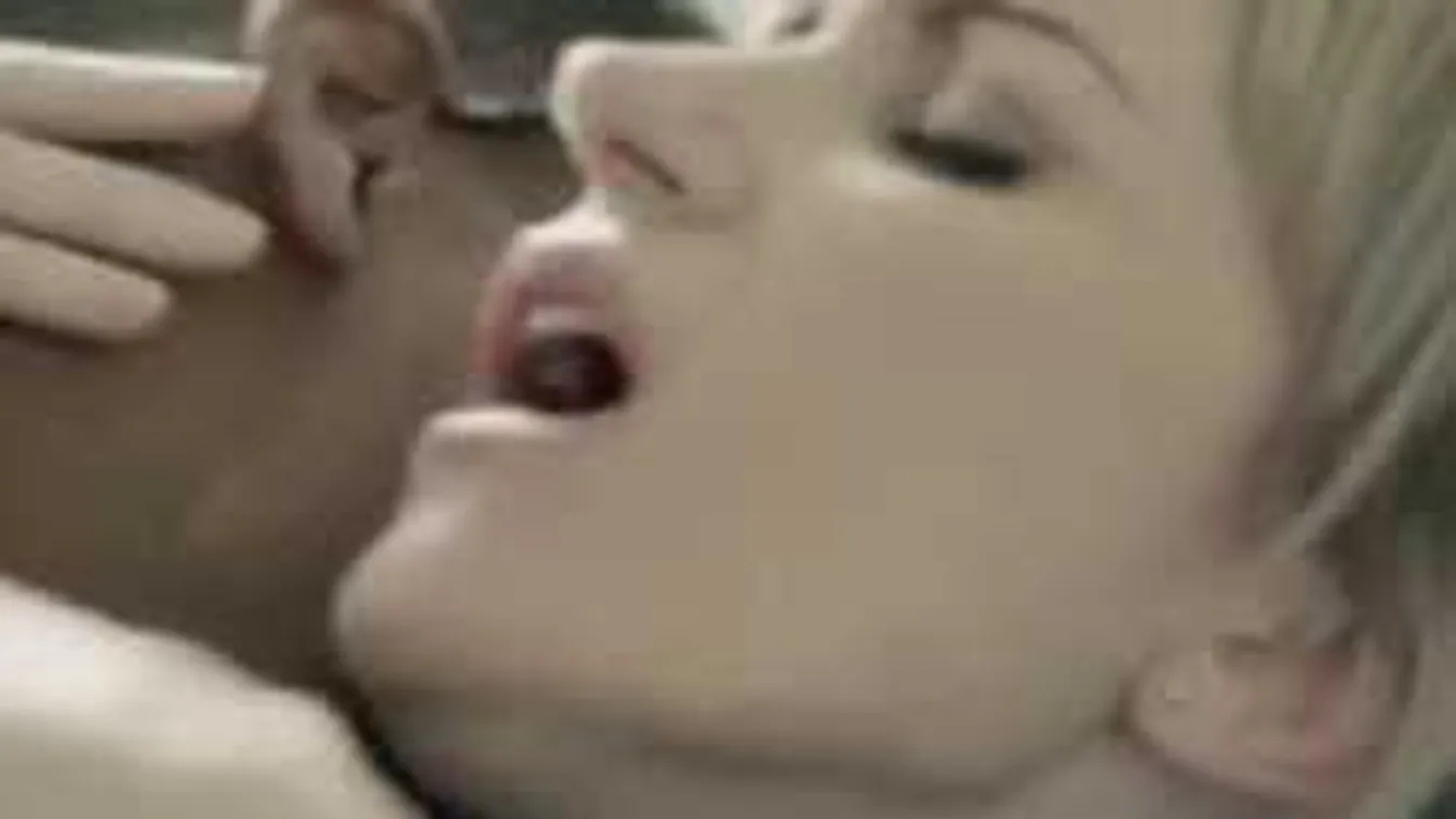 Megdöbbentő jelenet: öt percen belül kétszer is elélvezett a színésznő