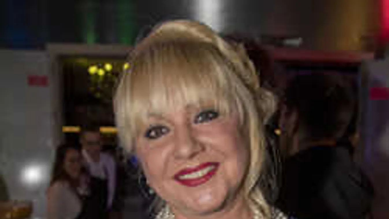 Meglepő vallomás: új karrierre vágyik a magyar énekesnő