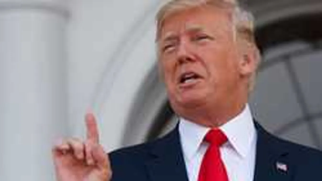 Trump bekeményít, rendeletet írt a liberális terror ellen