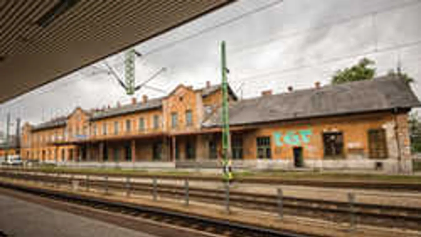 Lángolt egy fiatal teste a Kelenföldi pályaudvaron