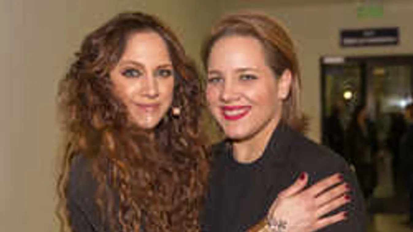 Sosem látott gyerekkori fotók: így nézett ki Tóth Vera és húga, Gabi