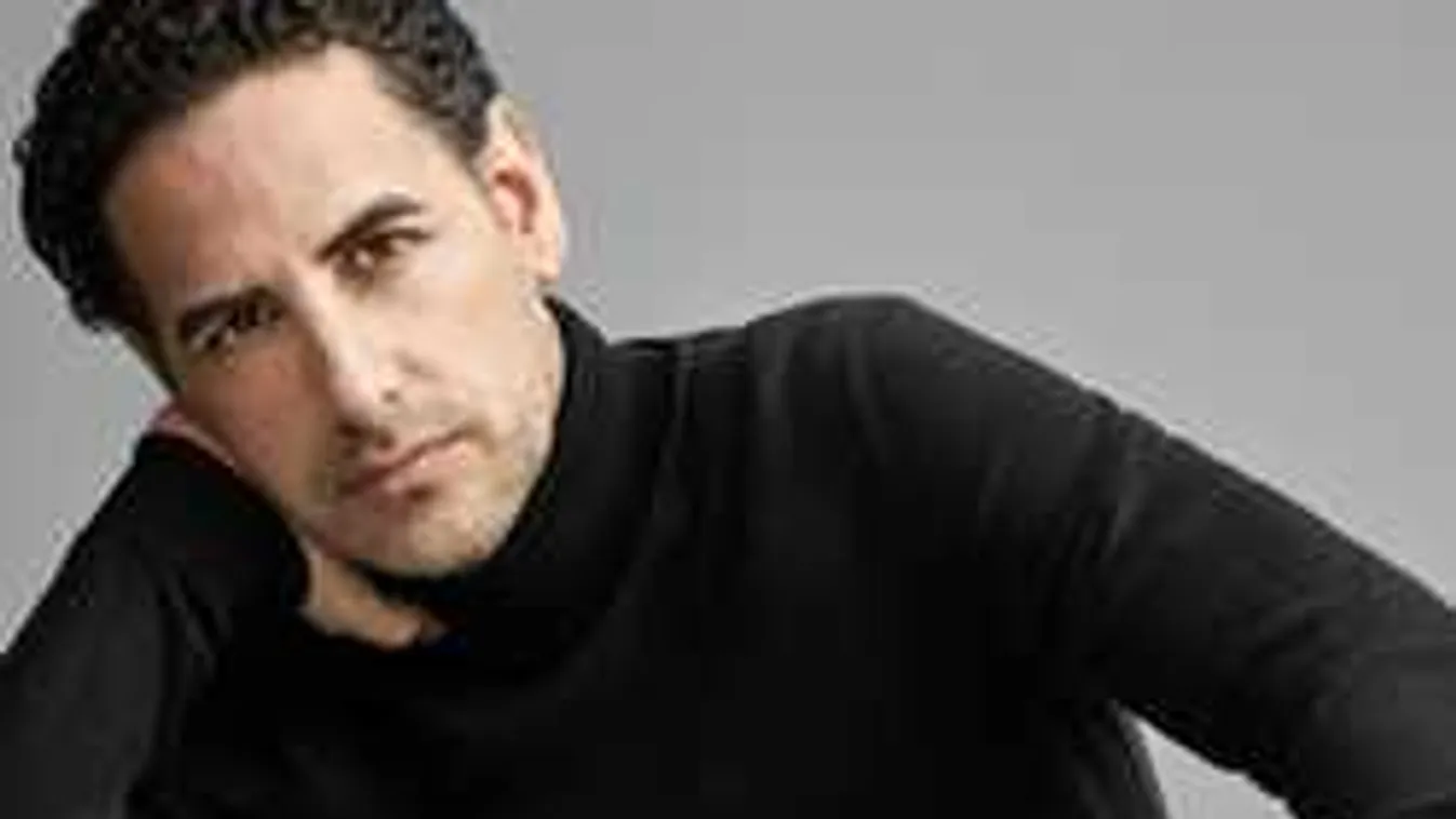 A világ legsokoldalúbb tenorja ismét Budapesten