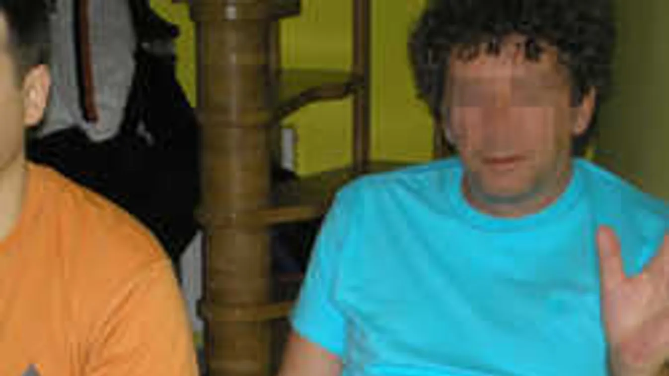 A Ripost megtudta: családja is elfordult a kamujézustól