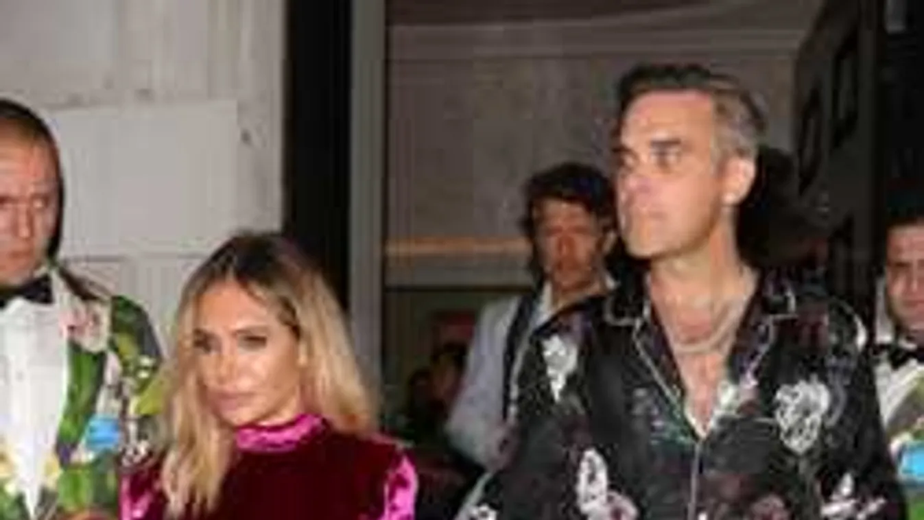 Lesújtó hírt kaptak: Gyászol a sztárpár