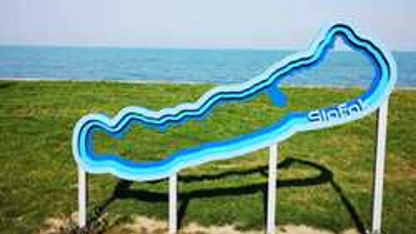 Elképesztő, mi történik a Balatonnál, lekamerázták a történteket