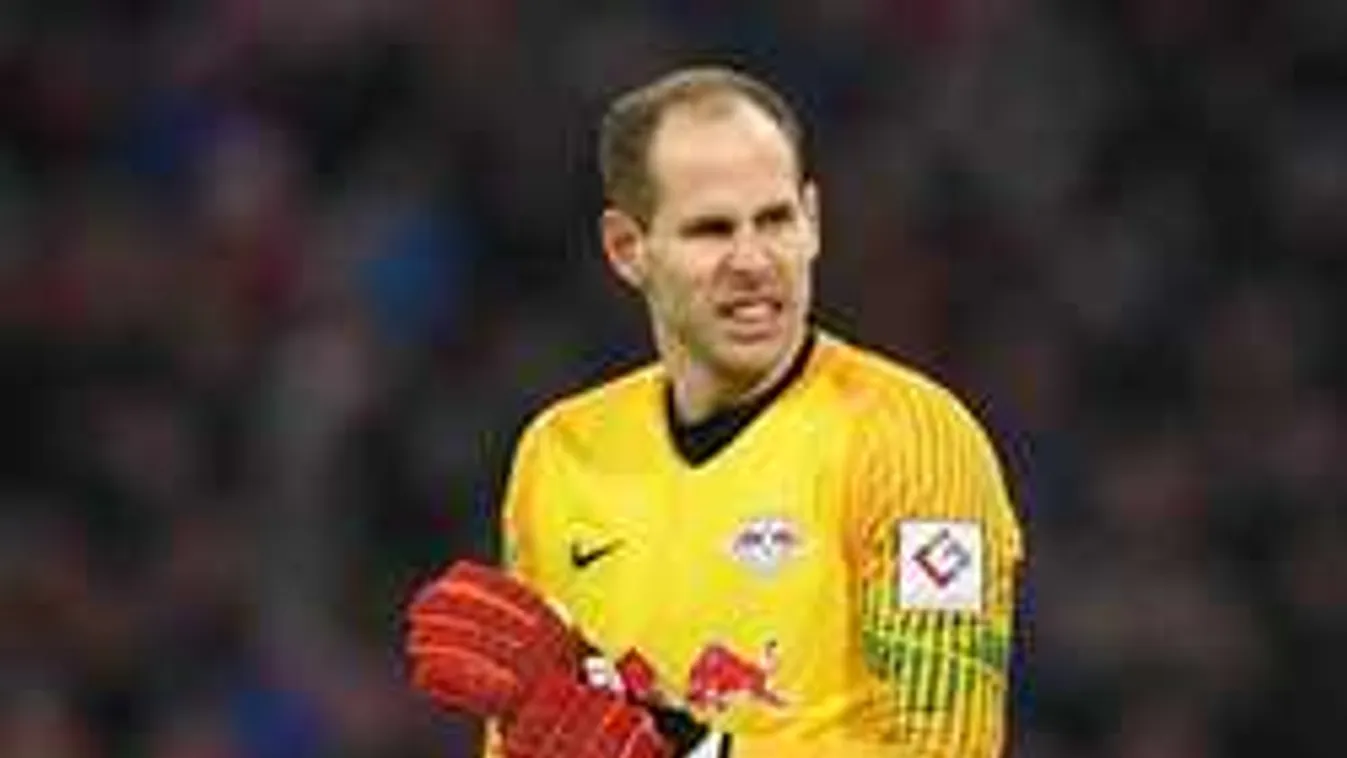 Durva, mit műveltek az ellenfél ultrái a magyar válogatott focistákkal