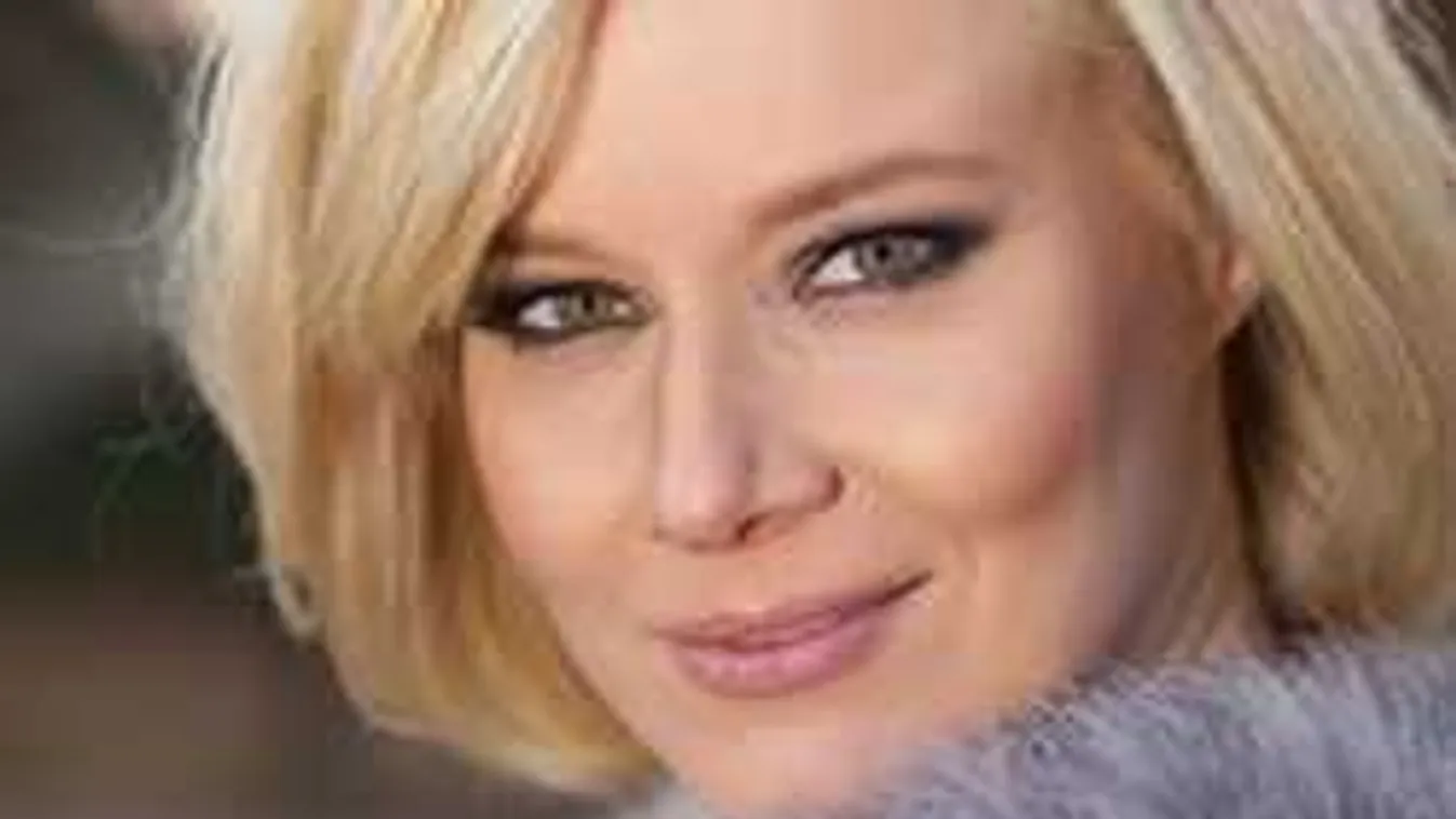 Erre senki nem számított: Komoly döntést hozott a magyar énekesnő