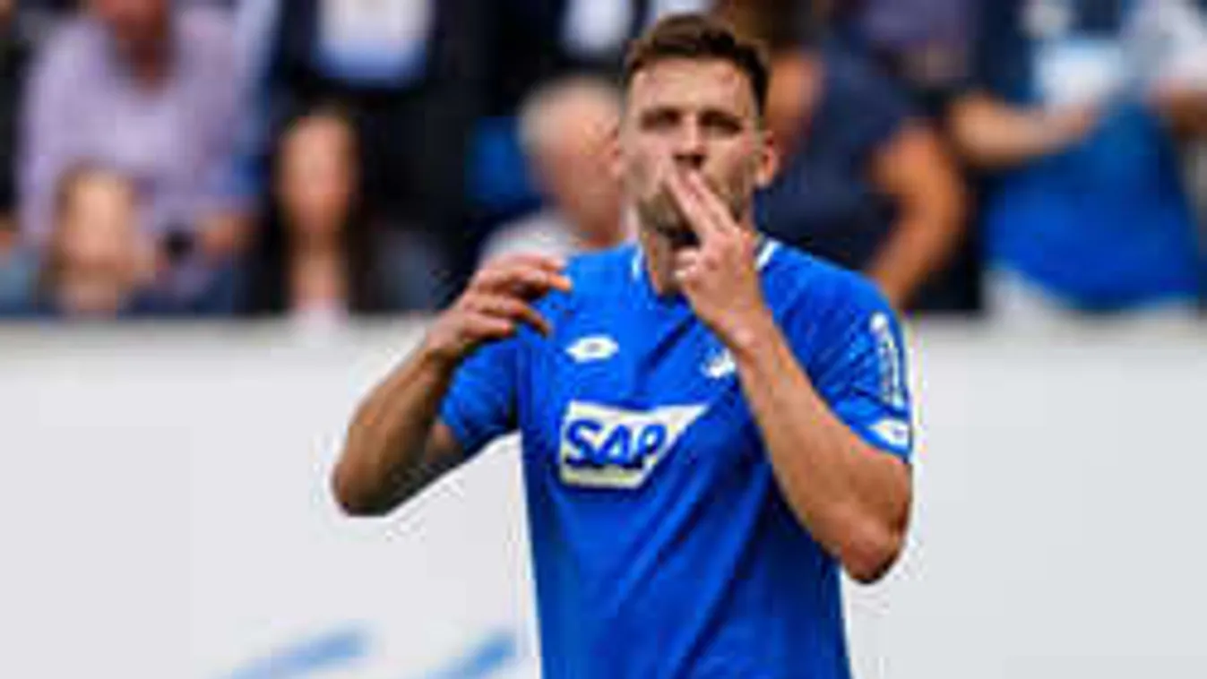 Óriási meglepetés, Szalai Ádám Párizsban bukkant fel