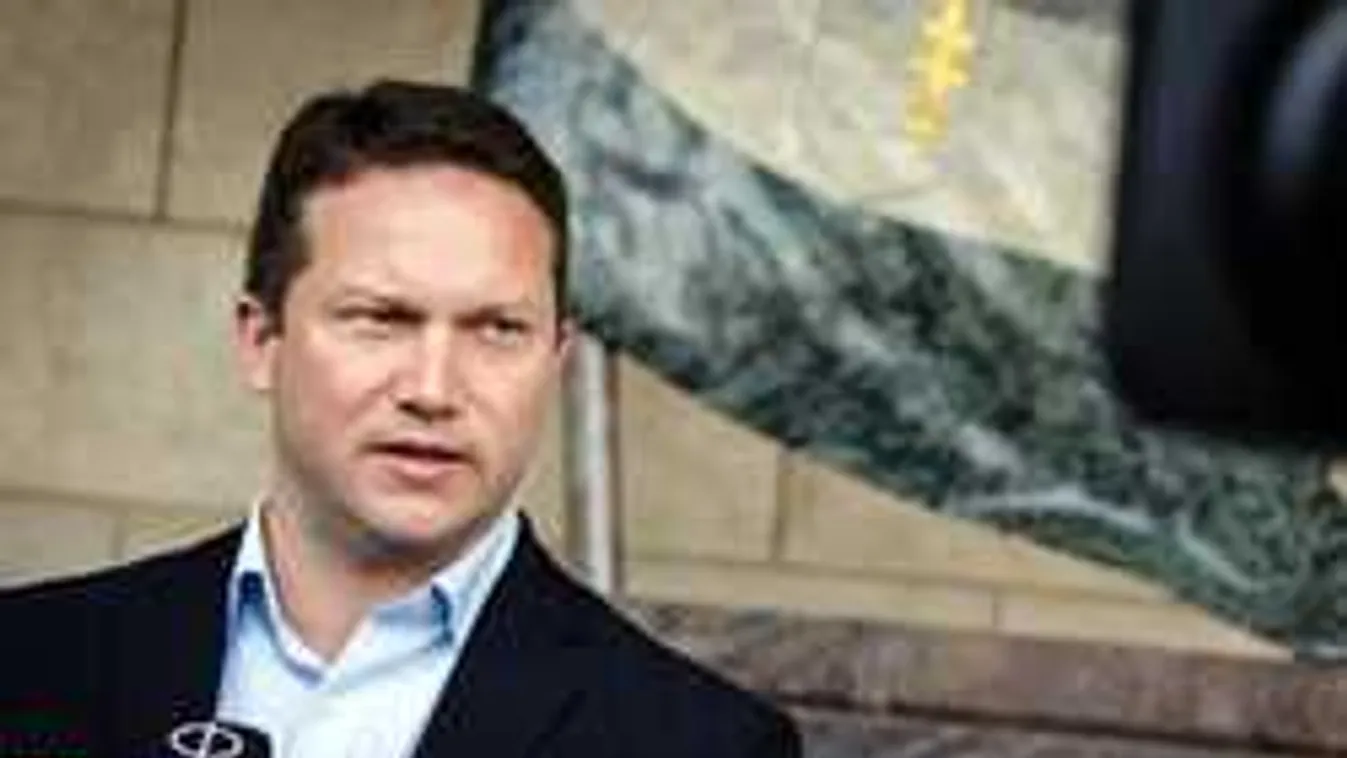 Az MSZP nem fejezi be a patkányozást