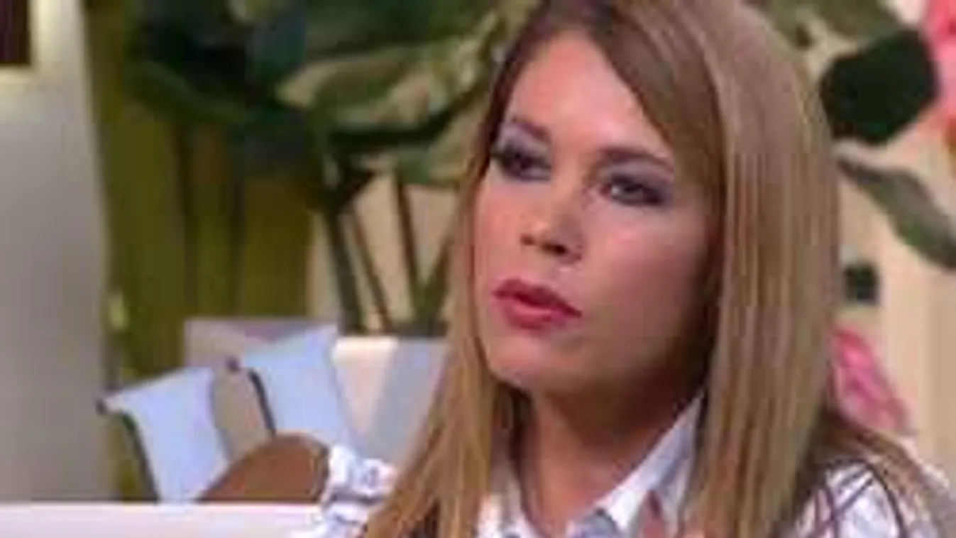 Ez forró: szexi fehérneműben mutatta meg hatalmas melleit Baukó Éva