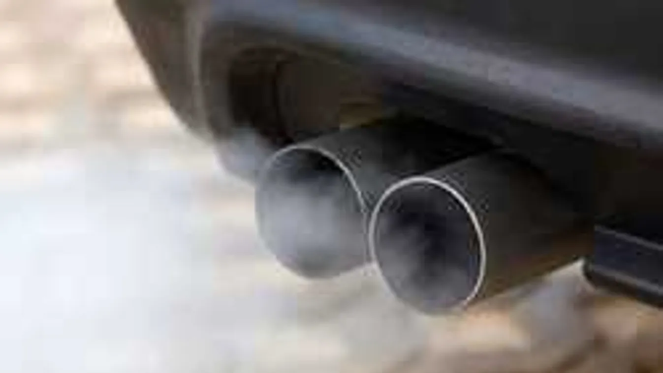 Lecsaptak a rendőrök Budapesten, illegális gyorsulási versenyt előztek meg