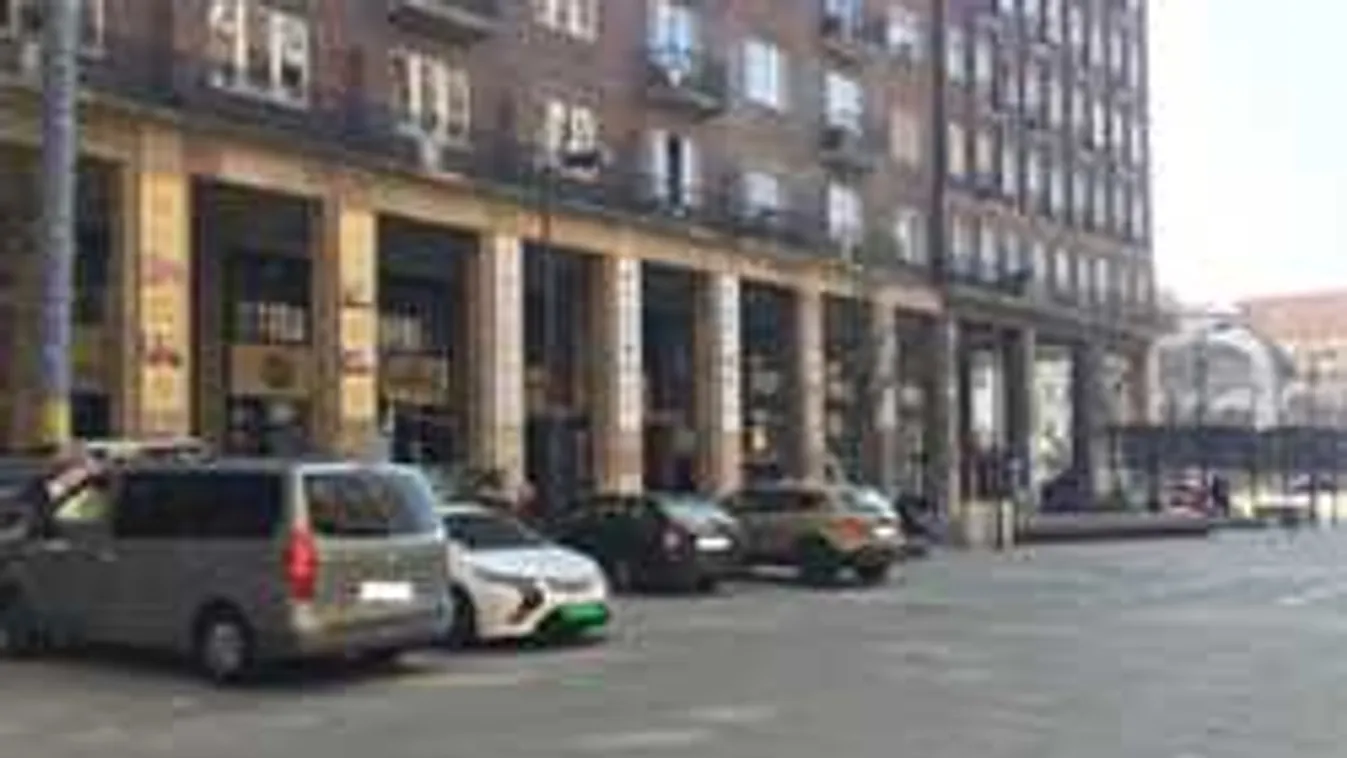 Hihetetlen, hová nem parkolnak, ezt nézd!